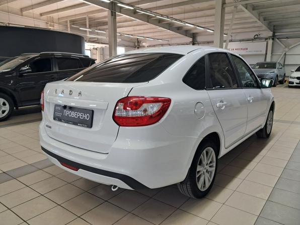 Lada (ВАЗ) Granta I Рестайлинг с пробегом 2022 года, цена 699 000 рублей, 42196 км, лифтбек, Автокод Объявления