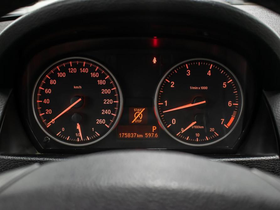 BMW X1 I (E84) Рестайлинг Москва  - изображение 13
