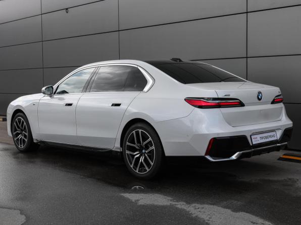 BMW 7 серии VII (G70) с пробегом 2025 года, цена 13 980 000 рублей, 18704 км, седан, Автокод Объявления