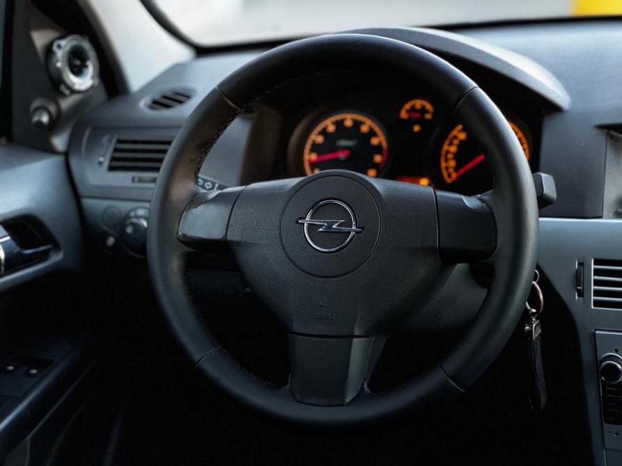 Opel Astra H Рестайлинг Архангельск  - изображение 25