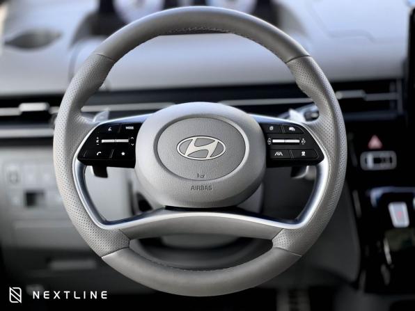 Hyundai Staria I с пробегом 2025 года, цена 8 990 000 рублей, 14900 км, минивэн, Автокод Объявления