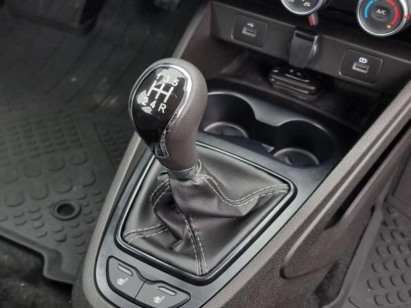 Lada (ВАЗ) Vesta I Рестайлинг (NG) с пробегом 2023 года, цена 1 349 000 рублей, 28723 км, седан, Автокод Объявления