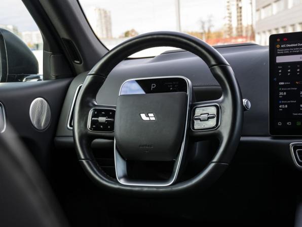Li Auto (Lixiang) L7 I с пробегом 2023 года, цена 6 548 000 рублей, 48406 км, внедорожник, Автокод Объявления