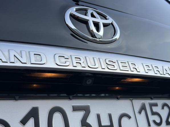 Toyota Land Cruiser Prado 150 Series с пробегом 2012 года, цена 2 850 000 рублей, 189000 км, внедорожник, Автокод Объявления