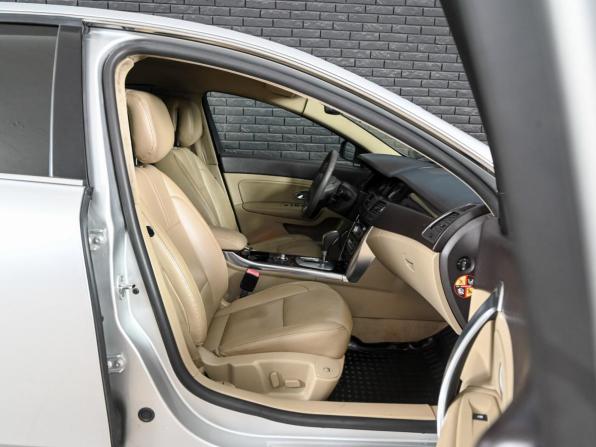 Renault Latitude I с пробегом 2011 года, цена 1 100 000 рублей, 256417 км, седан, Автокод Объявления