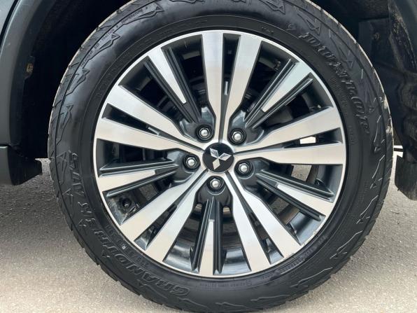 Mitsubishi Outlander III Рестайлинг 3 с пробегом 2019 года, цена 1 950 000 рублей, 134665 км, внедорожник, Автокод Объявления