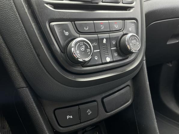 Opel Mokka I с пробегом 2013 года, цена 1 035 000 рублей, 194502 км, внедорожник, Автокод Объявления