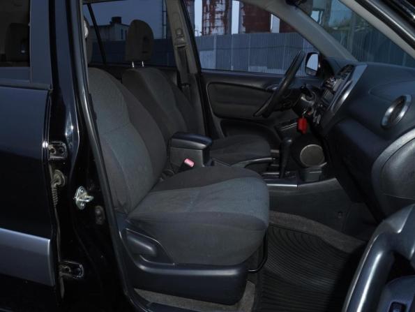 Toyota RAV4 II (XA20) Рестайлинг с пробегом 2004 года, цена 698 000 рублей, 167359 км, внедорожник, Автокод Объявления
