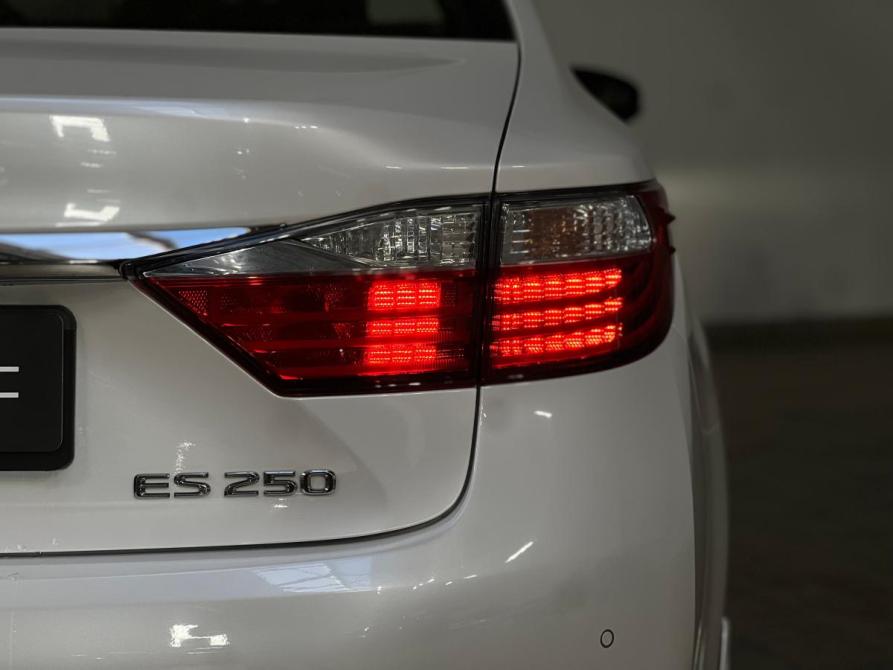 Lexus ES VI Кемерово  - изображение 8