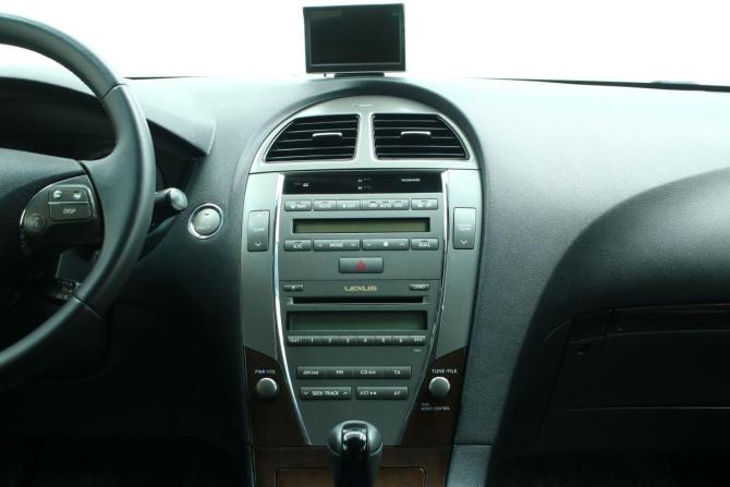 Lexus ES V Рестайлинг с пробегом 2010 года, цена 1 750 000 рублей, 194637 км, седан, Автокод Объявления