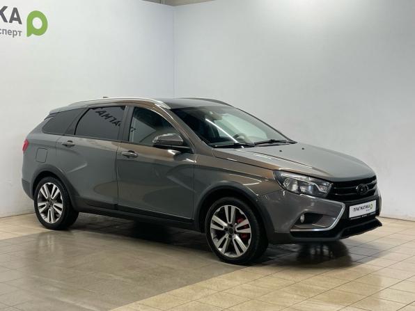 Lada (ВАЗ) Vesta I с пробегом 2021 года, цена 999 000 рублей, 131000 км, универсал, Автокод Объявления