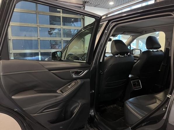 Subaru Forester V с пробегом 2018 года, цена 3 250 000 рублей, 101999 км, внедорожник, Автокод Объявления