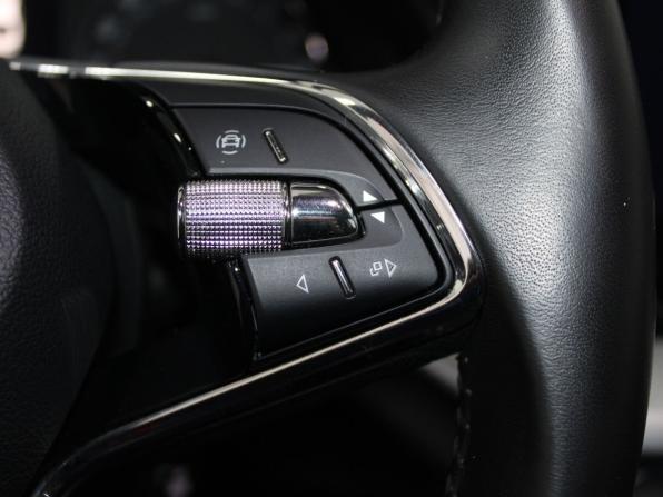 Skoda Octavia IV (A8) с пробегом 2021 года, цена 2 299 900 рублей, 145683 км, лифтбек, Автокод Объявления