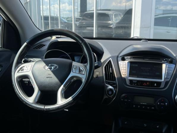 Hyundai ix35 I с пробегом 2011 года, цена 1 079 000 рублей, 228000 км, внедорожник, Автокод Объявления