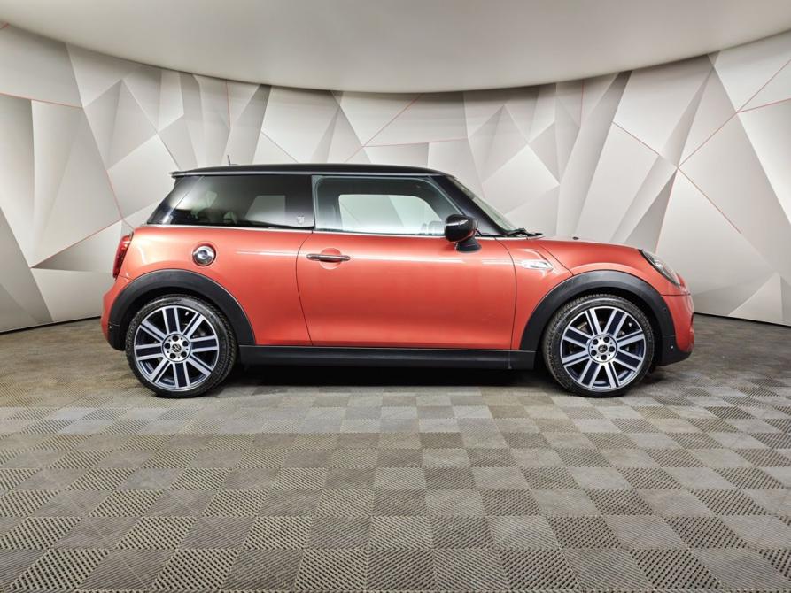 Mini Hatch III (F55/F56) Рестайлинг Москва  - изображение 6