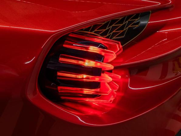 Aston Martin Vanquish Zagato II с пробегом 2019 года, цена 80 900 000 рублей, 4955 км, хэтчбек, Автокод Объявления