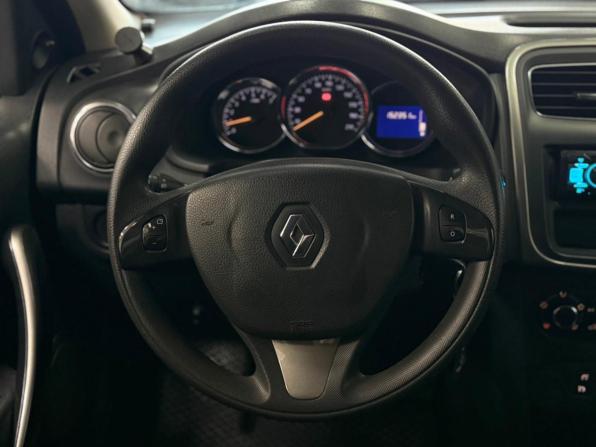 Renault Sandero II с пробегом 2015 года, цена 720 000 рублей, 152350 км, хэтчбек, Автокод Объявления