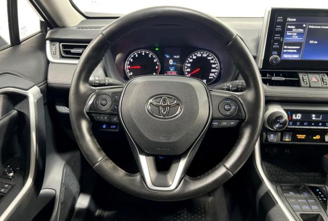 Toyota RAV4 V (XA50) с пробегом 2020 года, цена 3 100 000 рублей, 136841 км, внедорожник, Автокод Объявления