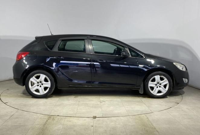 Opel Astra H Рестайлинг с пробегом 2011 года, цена 630 000 рублей, 253106 км, хэтчбек, Автокод Объявления