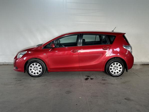 Toyota Verso I с пробегом 2010 года, цена 840 000 рублей, 268866 км, компактвэн, Автокод Объявления