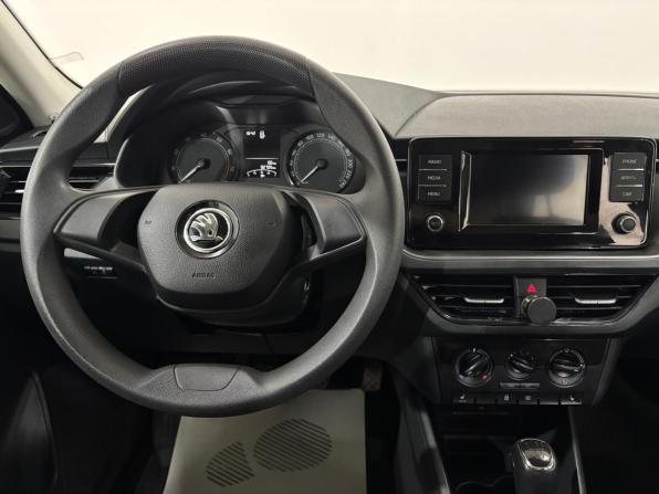 Skoda Rapid II с пробегом 2022 года, цена 1 560 000 рублей, 92703 км, лифтбек, Автокод Объявления