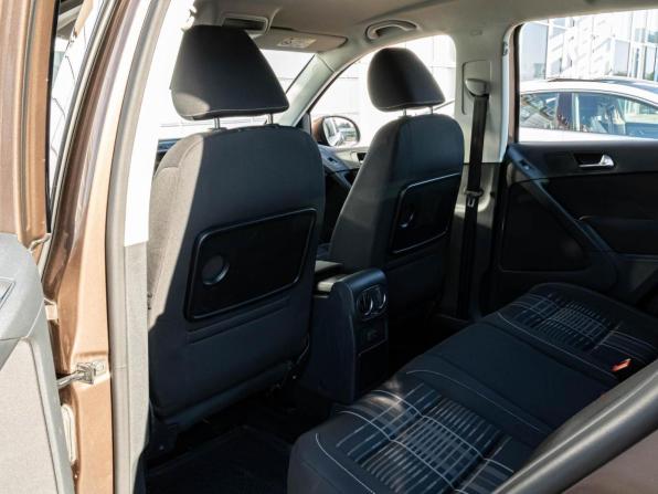 Volkswagen Tiguan I Рестайлинг с пробегом 2016 года, цена 1 590 000 рублей, 189728 км, внедорожник, Автокод Объявления