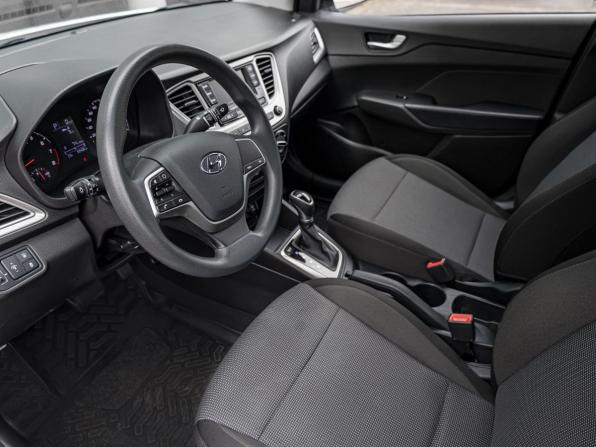 Hyundai Solaris II Рестайлинг с пробегом 2021 года, цена 1 511 861 рубль, 99404 км, седан, Автокод Объявления