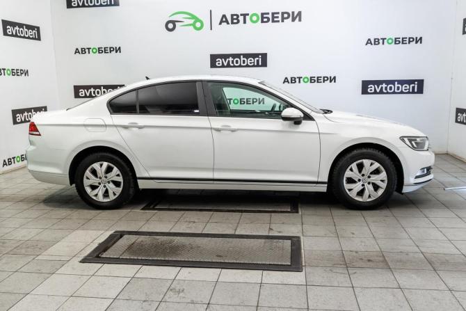 Volkswagen Passat B8 с пробегом 2018 года, цена 1 529 000 рублей, 146890 км, седан, Автокод Объявления