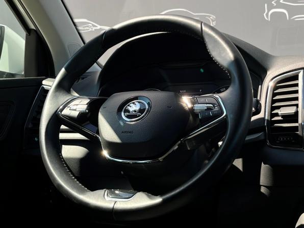 Skoda Karoq I с пробегом 2022 года, цена 2 564 200 рублей, 83371 км, внедорожник, Автокод Объявления