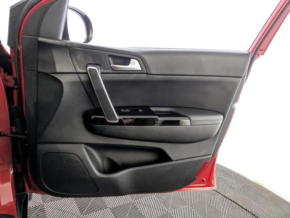 Kia Sportage IV Рестайлинг с пробегом 2021 года, цена 2 750 000 рублей, 76347 км, внедорожник, Автокод Объявления
