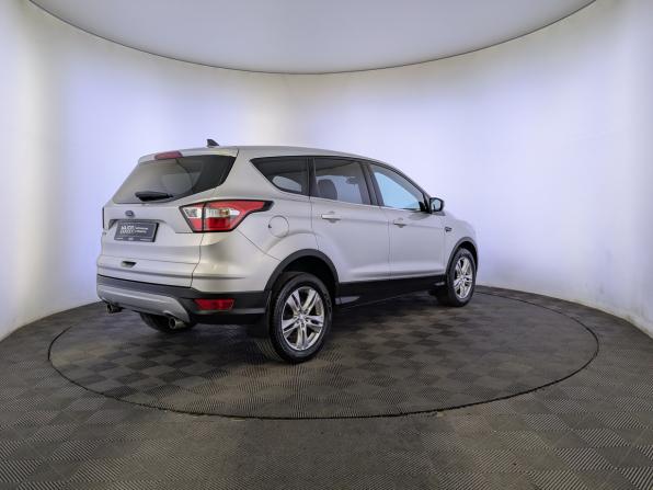 Ford Kuga II Рестайлинг с пробегом 2018 года, цена 1 780 000 рублей, 71174 км, внедорожник, Автокод Объявления