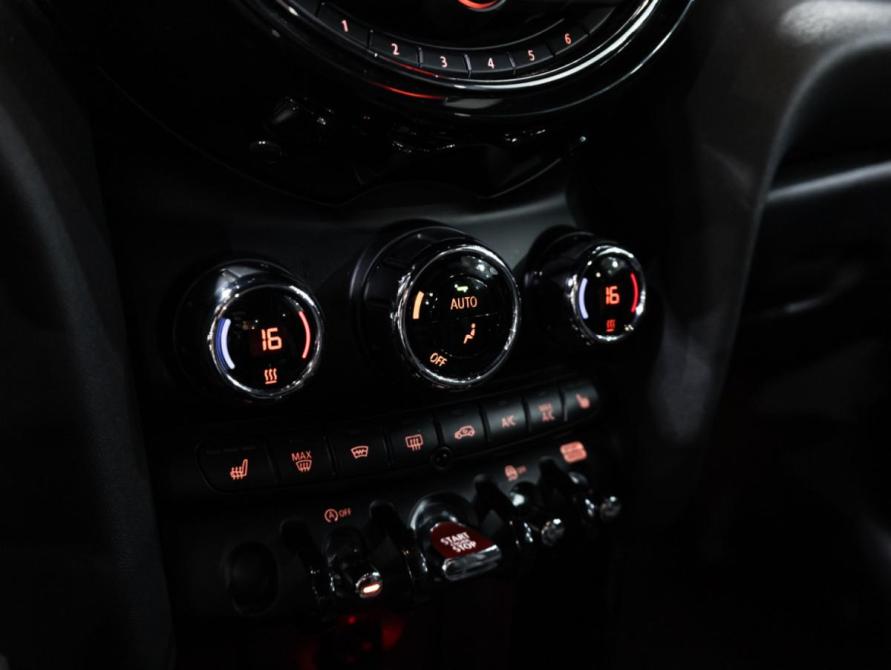 Mini Hatch III (F55/F56) Рестайлинг Санкт-Петербург  - изображение 18