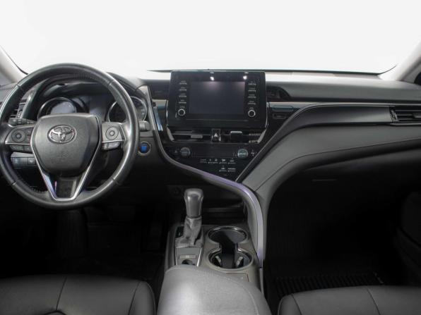 Toyota Camry VIII (XV70) Рестайлинг с пробегом 2021 года, цена 2 960 000 рублей, 58652 км, седан, Автокод Объявления