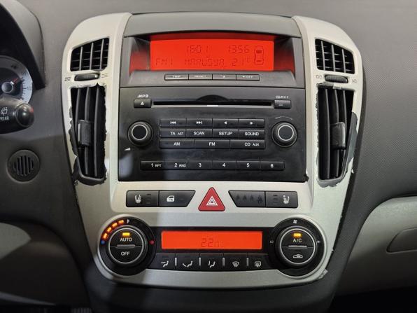 Kia Ceed I с пробегом 2009 года, цена 560 000 рублей, 217971 км, универсал, Автокод Объявления