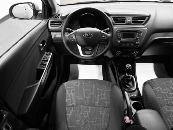Kia Rio III с пробегом 2013 года, цена 1 045 000 рублей, 64261 км, седан, Автокод Объявления