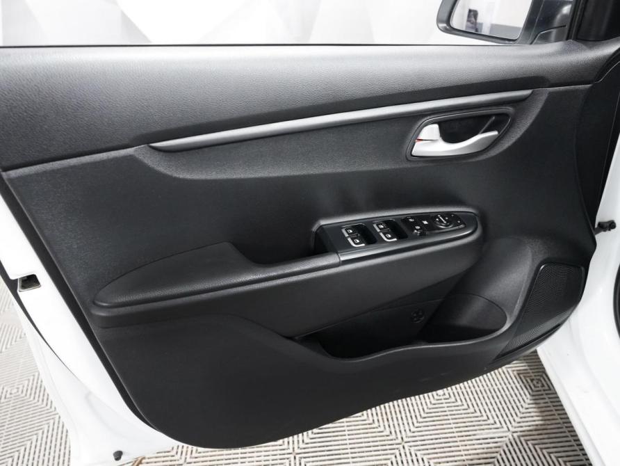 Kia Rio IV Ульяновск  - изображение 13