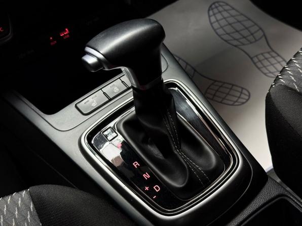 Kia Rio IV с пробегом 2020 года, цена 1 399 000 рублей, 81981 км, седан, Автокод Объявления
