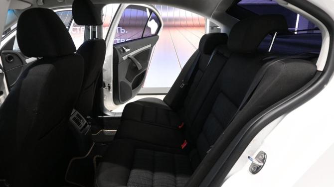 Skoda Octavia II (A5) Рестайлинг с пробегом 2013 года, цена 650 000 рублей, 256221 км, лифтбек, Автокод Объявления