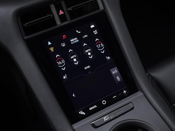 Porsche Taycan I с пробегом 2022 года, цена 8 811 000 рублей, 28303 км, универсал, Автокод Объявления
