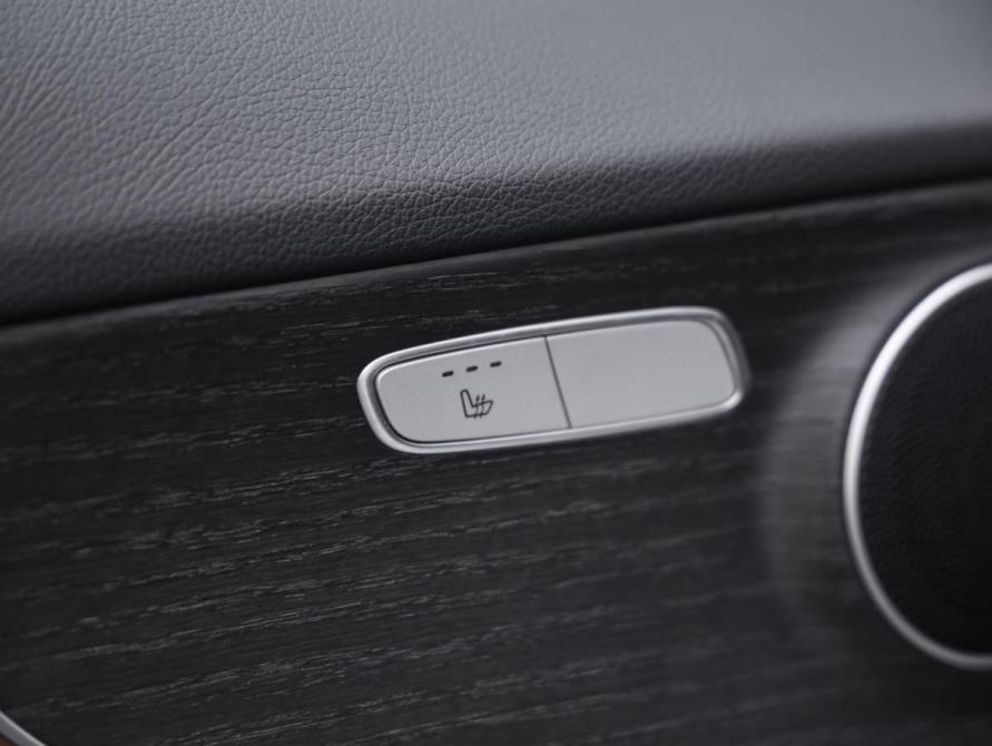 Mercedes-Benz C-Класс IV (W205) Рестайлинг Санкт-Петербург  - изображение 27
