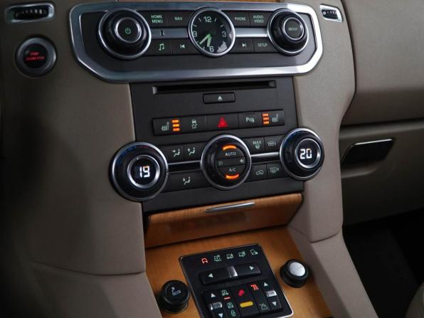 Land Rover Discovery IV с пробегом 2013 года, цена 2 153 999 рублей, 279217 км, внедорожник, Автокод Объявления