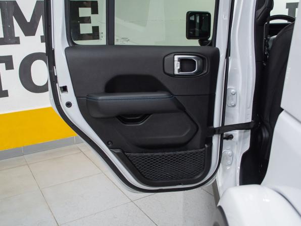 Jeep Wrangler IV (JL) с пробегом 2022 года, цена 6 999 000 рублей, 8065 км, внедорожник, Автокод Объявления