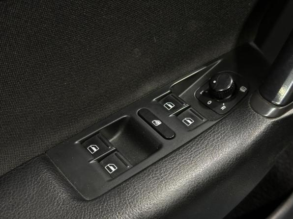 Volkswagen Passat B7 с пробегом 2012 года, цена 1 270 000 рублей, 161260 км, седан, Автокод Объявления