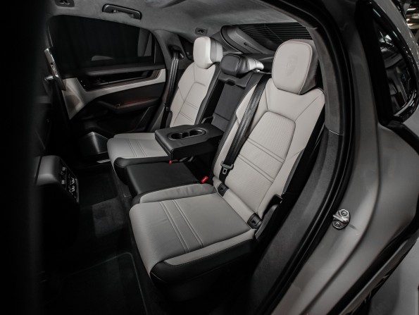 Новый Porsche Cayenne III Рестайлинг 2024 года, цена 23 472 200 рублей, внедорожник, Автокод Объявления