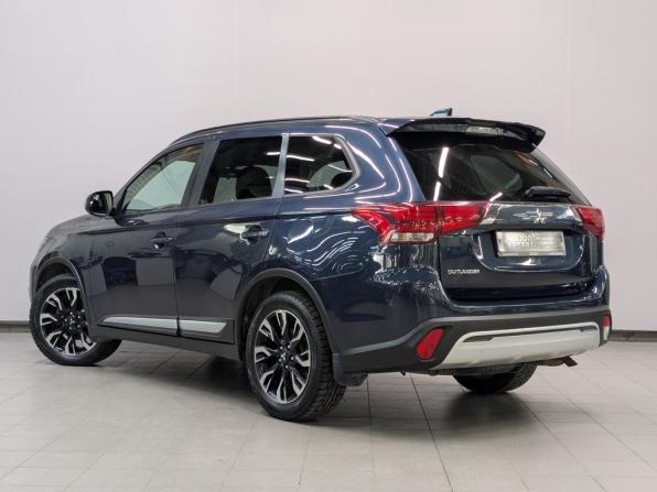 Mitsubishi Outlander III Рестайлинг 3 с пробегом 2021 года, цена 2 500 000 рублей, 90500 км, внедорожник, Автокод Объявления