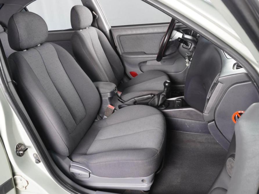 Hyundai Elantra III (XD2) Рестайлинг Ростов-на-Дону  - изображение 8