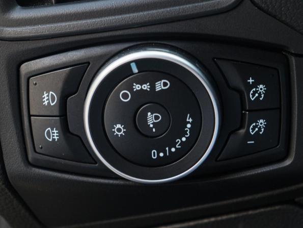 Ford Focus III Рестайлинг с пробегом 2019 года, цена 1 050 000 рублей, 116829 км, хэтчбек, Автокод Объявления