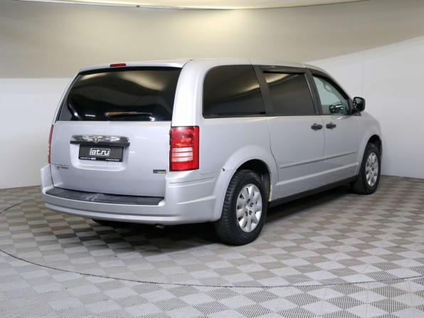 Chrysler Town &amp; Country V с пробегом 2008 года, цена 825 000 рублей, 260000 км, минивэн, Автокод Объявления