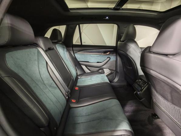 Geely Monjaro I с пробегом 2023 года, цена 3 097 000 рублей, 52980 км, внедорожник, Автокод Объявления