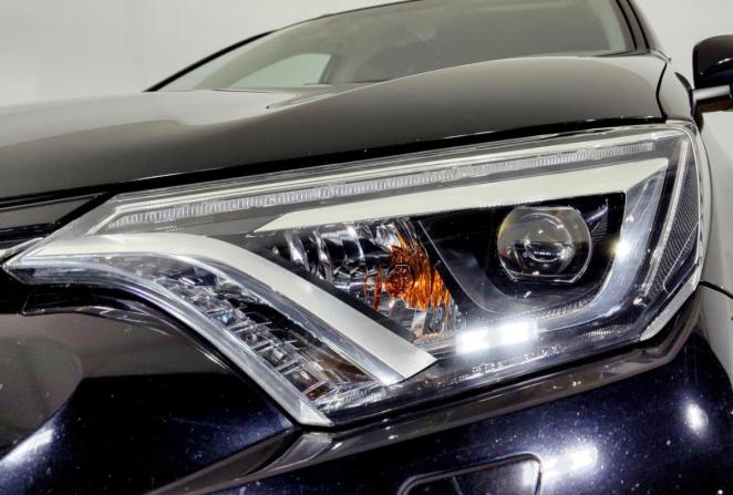 Toyota RAV4 IV (XA40) Рестайлинг с пробегом 2019 года, цена 2 525 000 рублей, 92462 км, внедорожник, Автокод Объявления